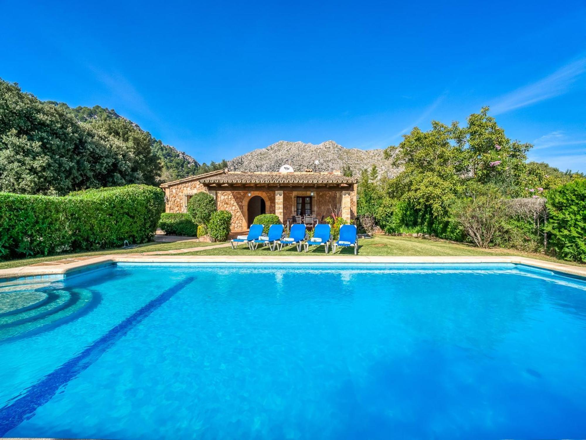 For 6 Guests, Pollenca