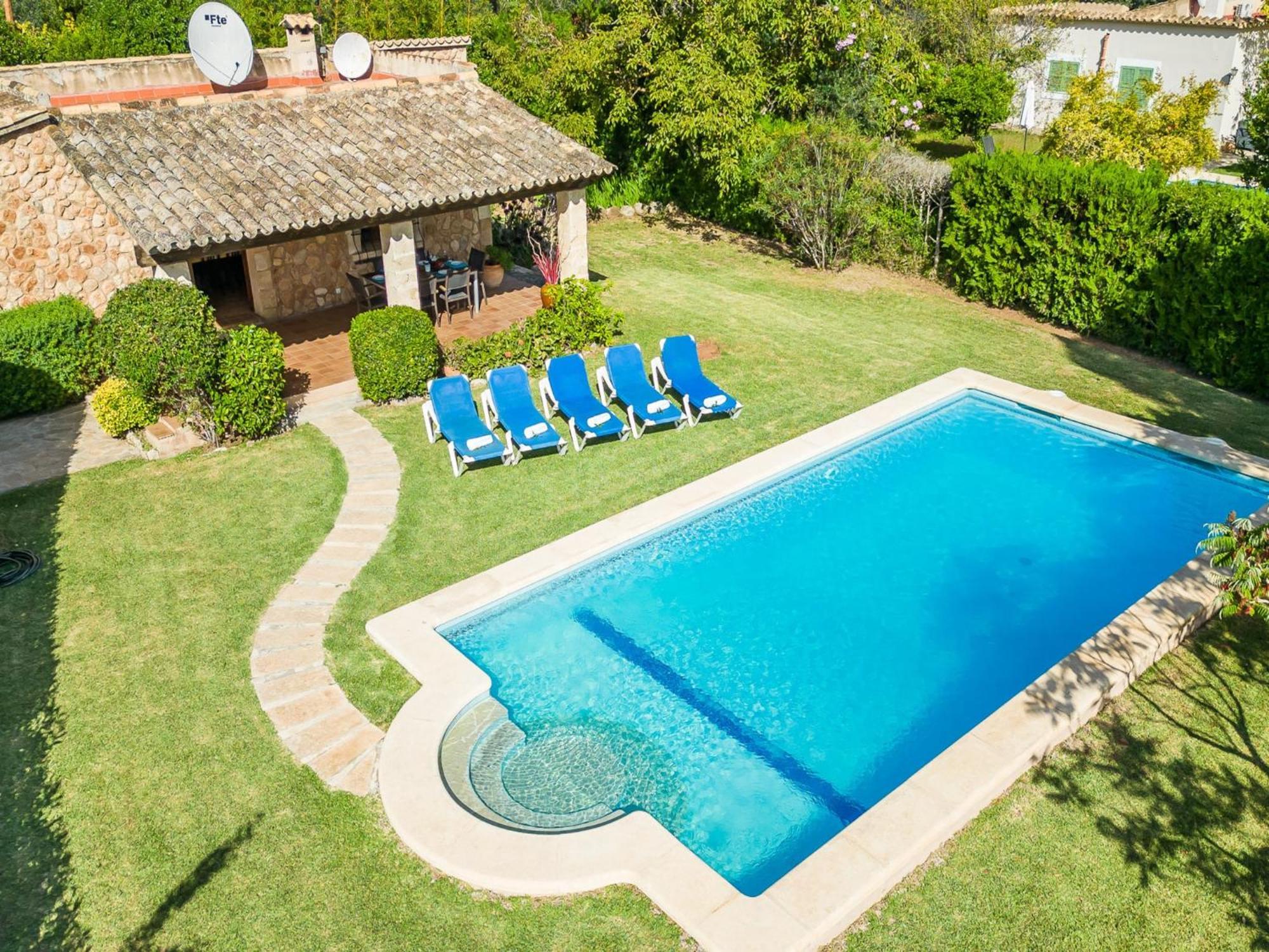 For 6 Guests, Ferienhaus